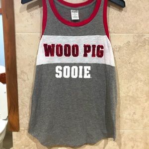 PINK VS-Razorback 🐗 Tank